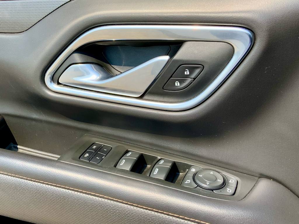 Thumbnail: 2022 GMC Yukon - 42