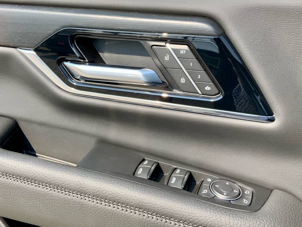 Thumbnail: 2026 GMC Yukon - 37