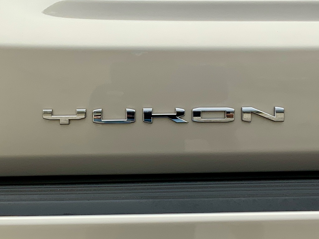 2023 GMC Yukon Denali 34