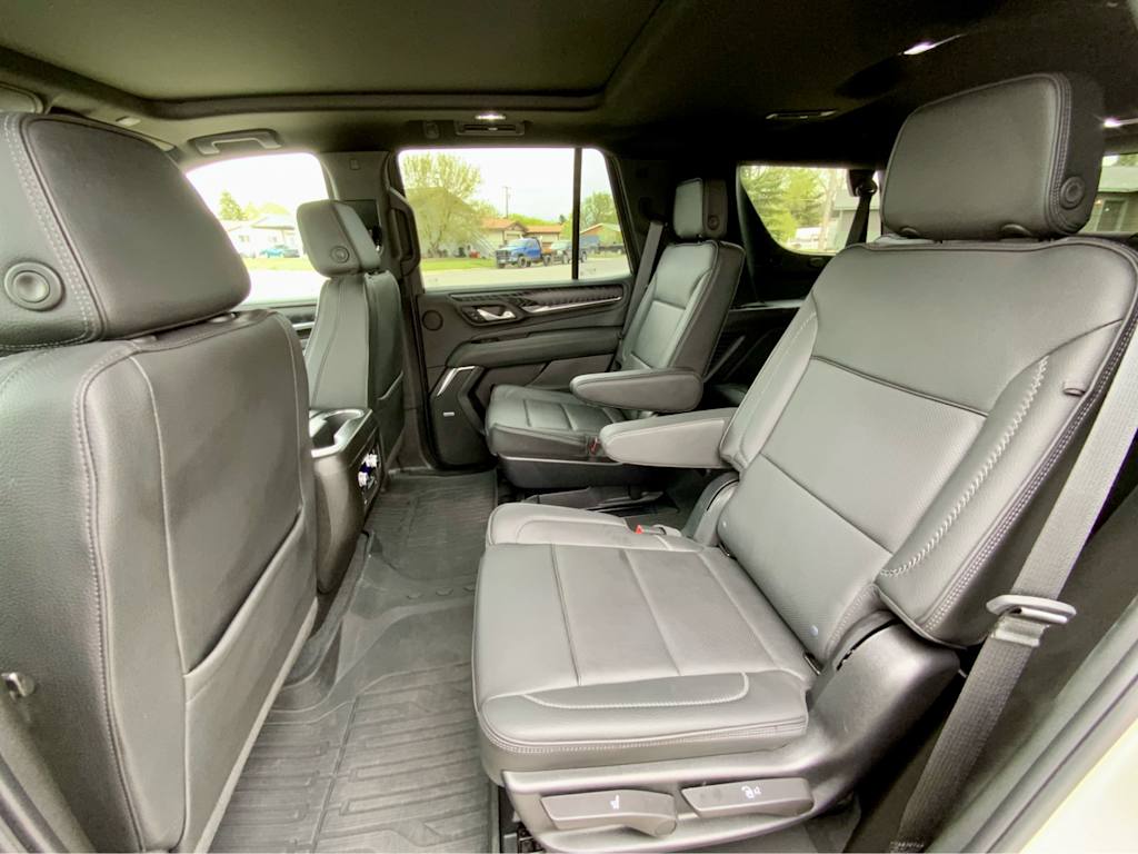 2023 GMC Yukon Denali 12
