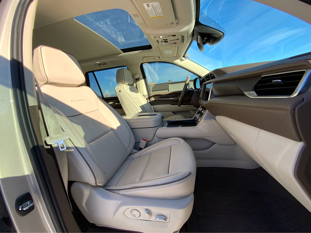 Thumbnail: 2023 GMC Yukon - 13