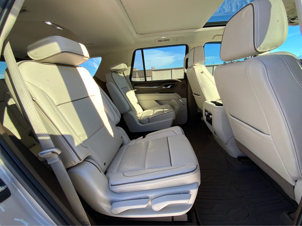 Thumbnail: 2023 GMC Yukon - 27