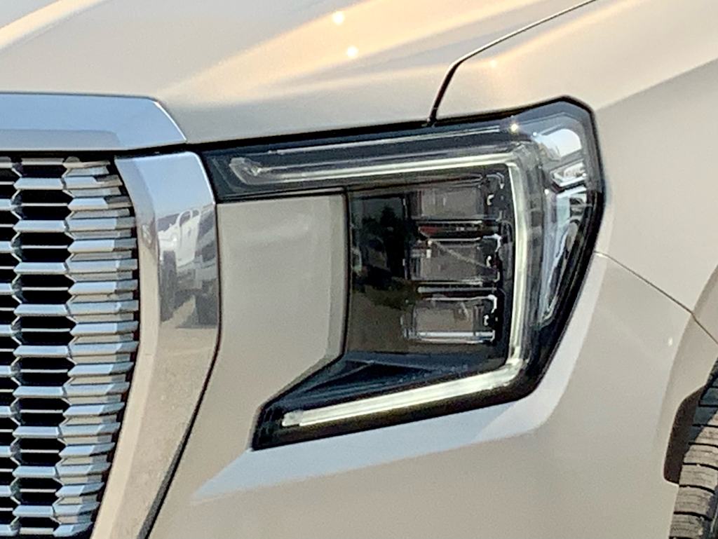 Thumbnail: 2023 GMC Yukon - 23