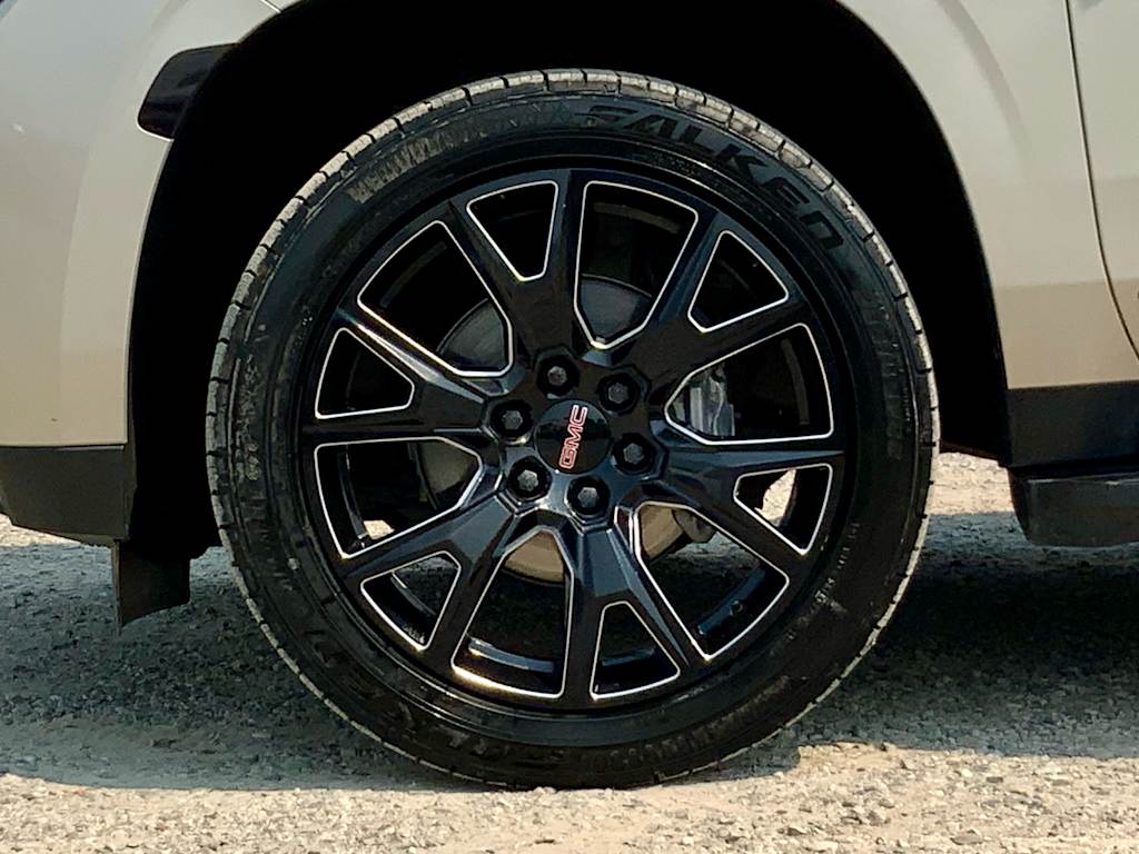 Thumbnail: 2023 GMC Yukon - 25