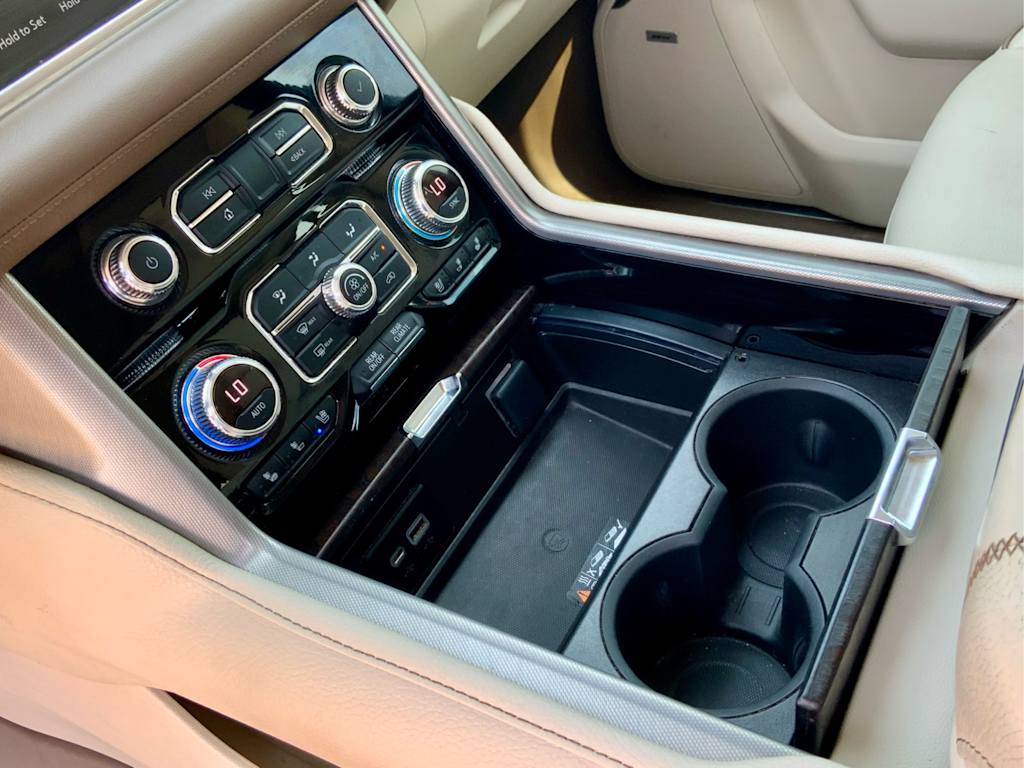 Thumbnail: 2023 GMC Yukon - 35