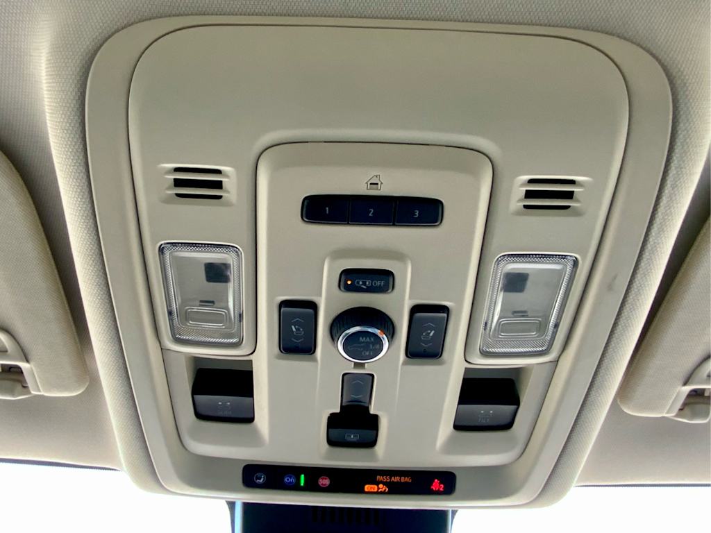 Thumbnail: 2023 GMC Yukon - 36