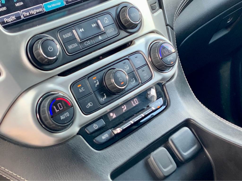 Thumbnail: 2019 GMC Yukon XL - 25