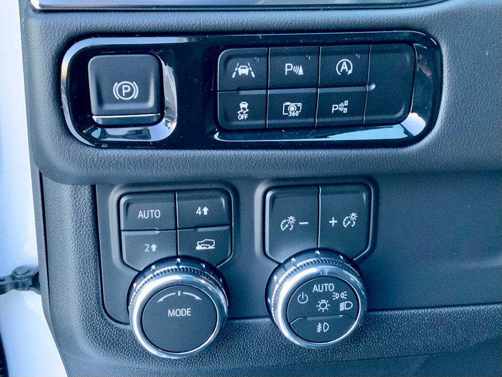 Thumbnail: 2026 GMC Yukon XL - 49