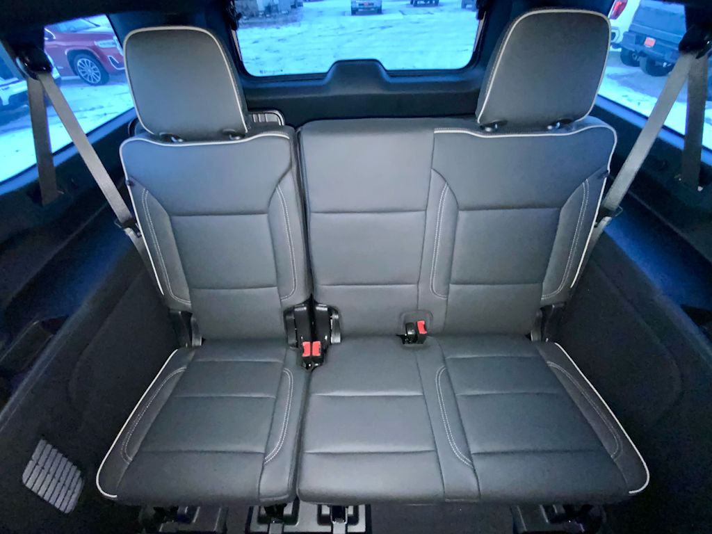 Thumbnail: 2026 GMC Yukon XL - 38