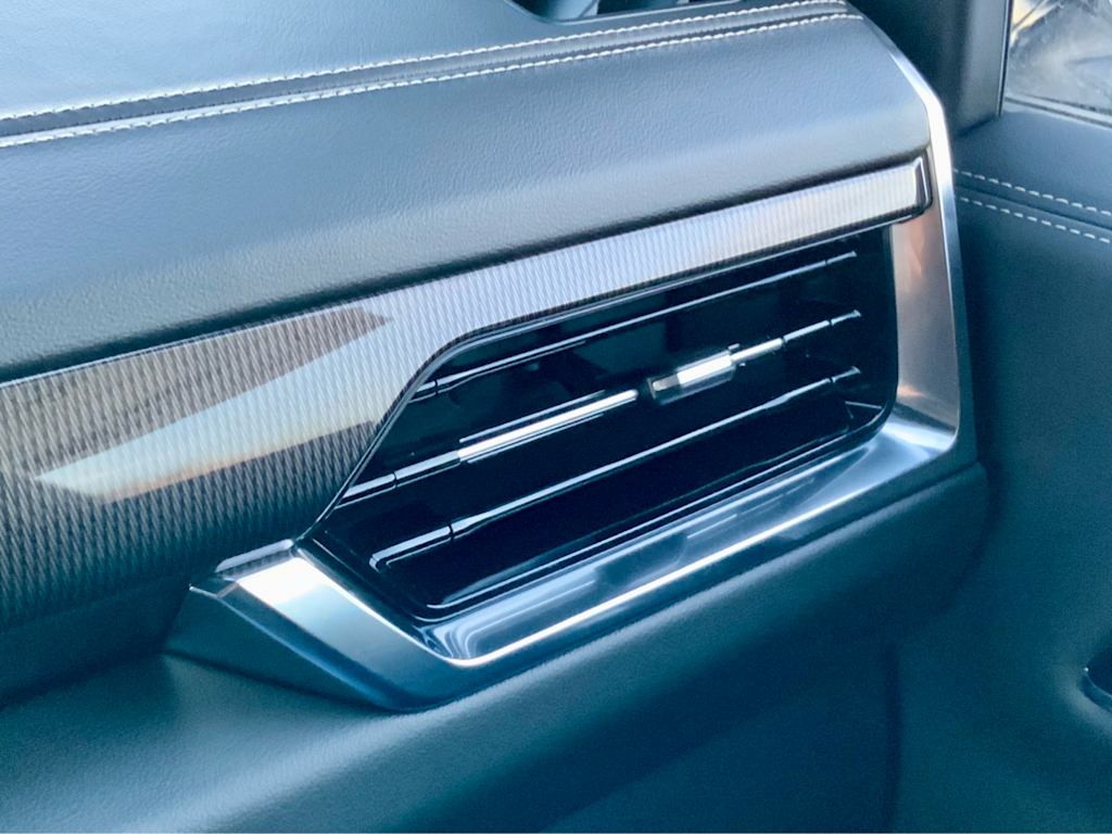 Thumbnail: 2026 GMC Yukon XL - 50