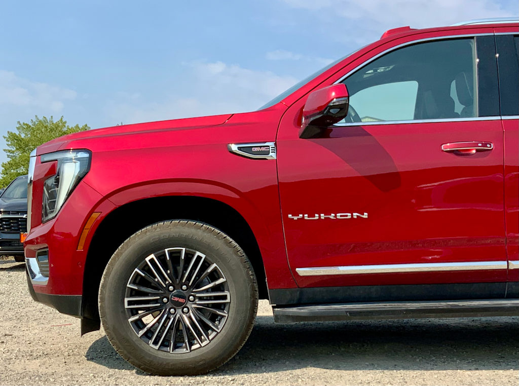 Thumbnail: 2026 GMC Yukon XL - 8