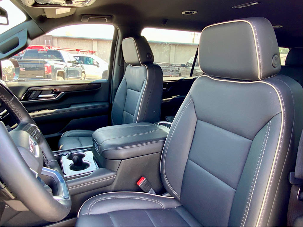 Thumbnail: 2026 GMC Yukon XL - 10
