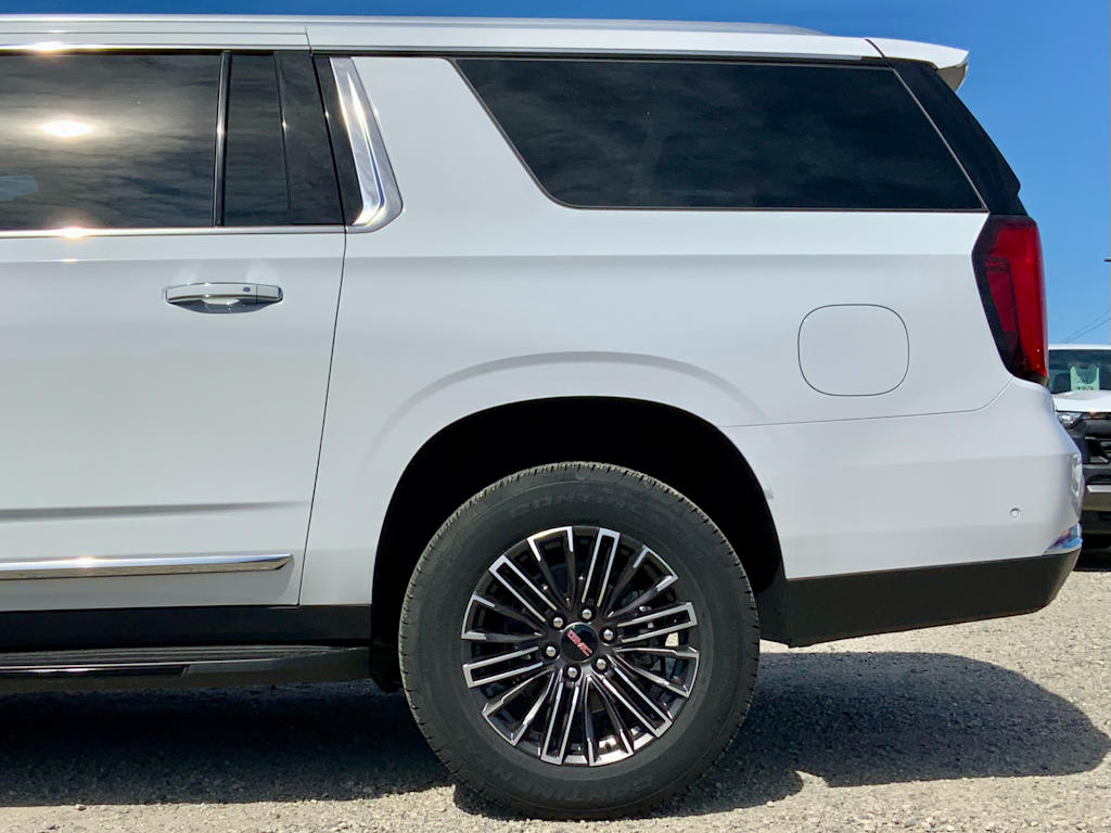 Thumbnail: 2026 GMC Yukon XL - 8
