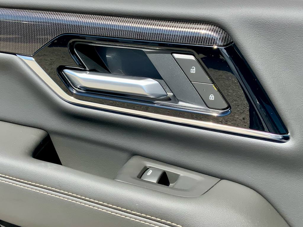 Thumbnail: 2026 GMC Yukon XL - 40