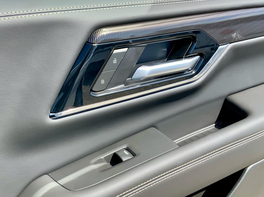 Thumbnail: 2026 GMC Yukon XL - 39