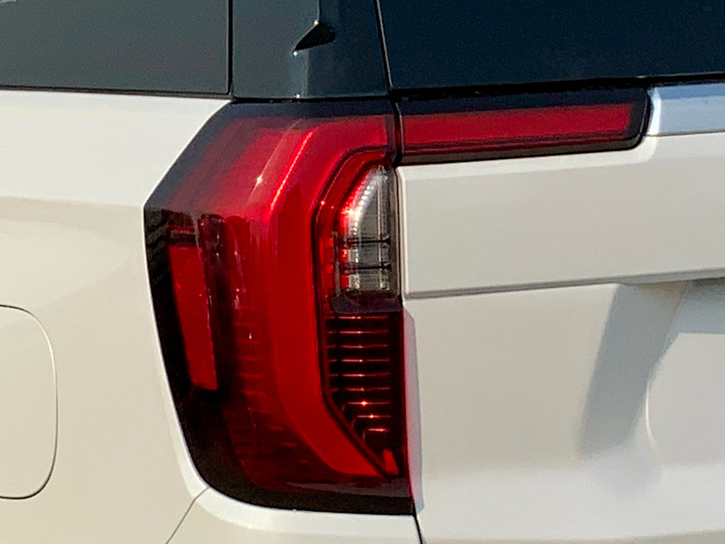 Thumbnail: 2026 GMC Yukon XL - 24