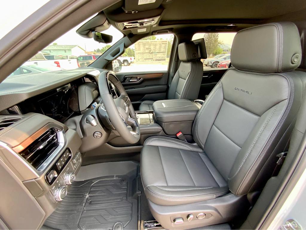 Thumbnail: 2026 GMC Yukon XL - 10