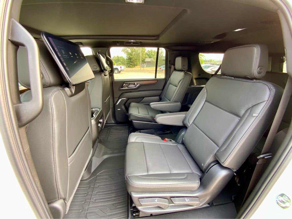 Thumbnail: 2026 GMC Yukon XL - 12