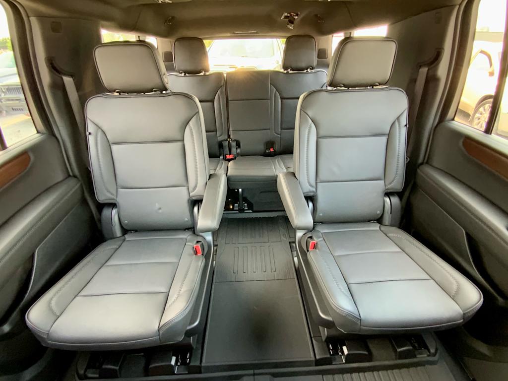 Thumbnail: 2026 GMC Yukon XL - 32
