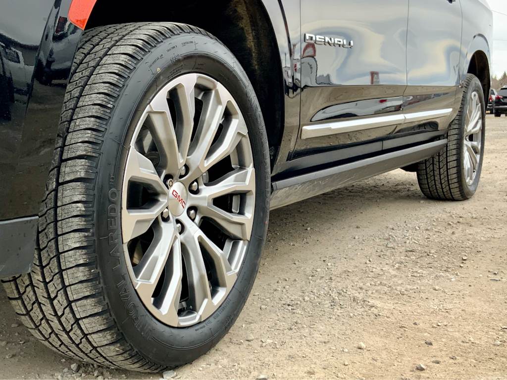 Thumbnail: 2021 GMC Yukon XL - 8