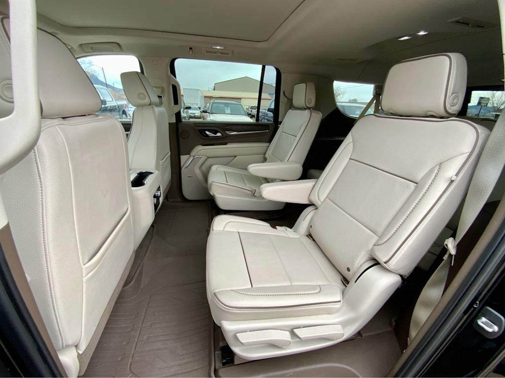 Thumbnail: 2021 GMC Yukon XL - 12
