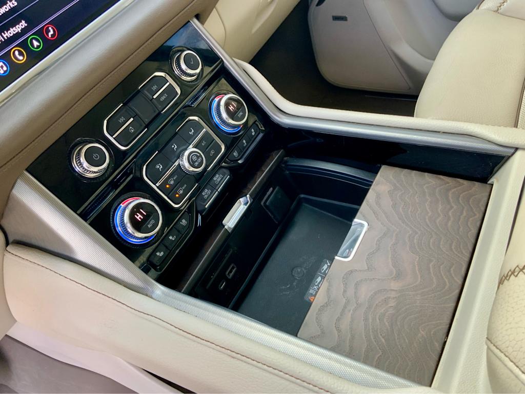 Thumbnail: 2021 GMC Yukon XL - 48