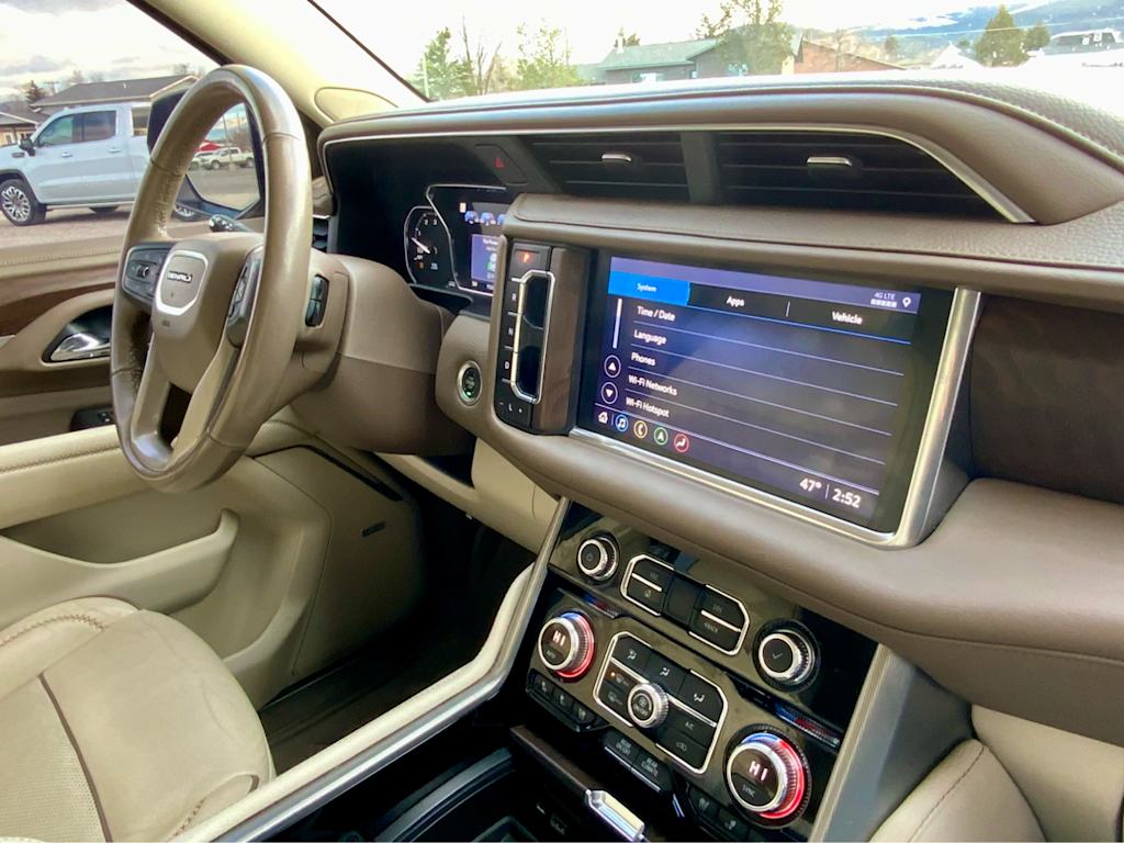 Thumbnail: 2021 GMC Yukon XL - 46