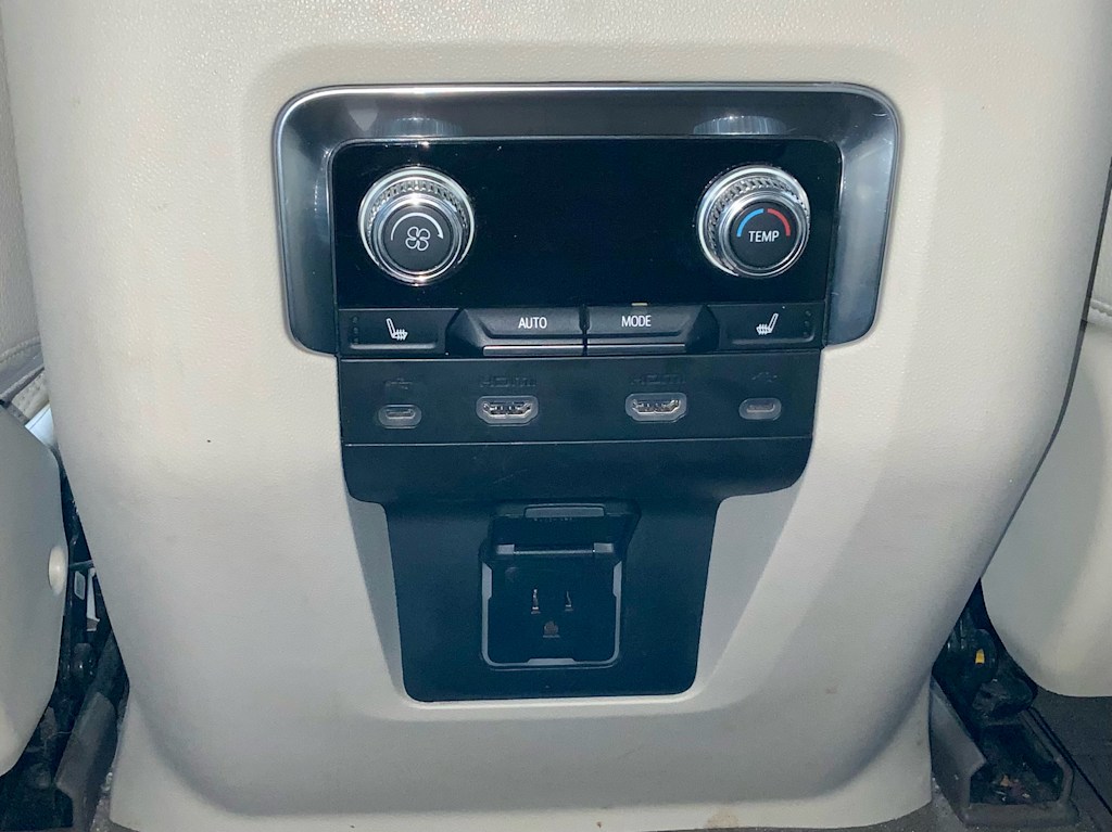 Thumbnail: 2021 GMC Yukon XL - 53