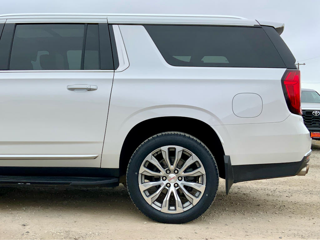 Thumbnail: 2021 GMC Yukon XL - 8