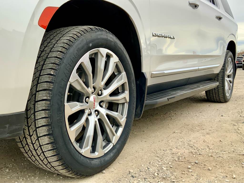 Thumbnail: 2021 GMC Yukon XL - 26