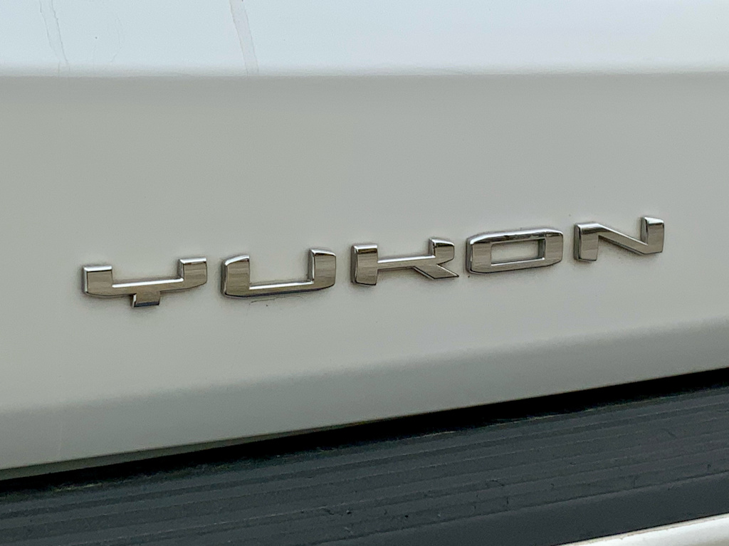 Thumbnail: 2021 GMC Yukon XL - 32