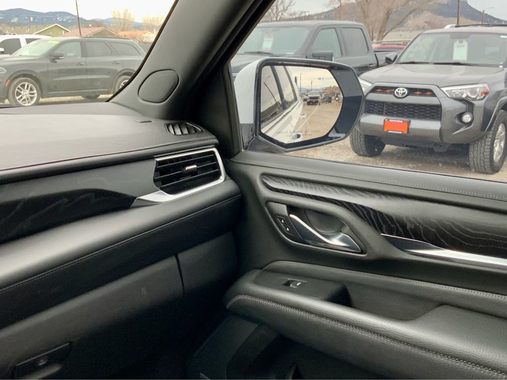 Thumbnail: 2021 GMC Yukon XL - 39