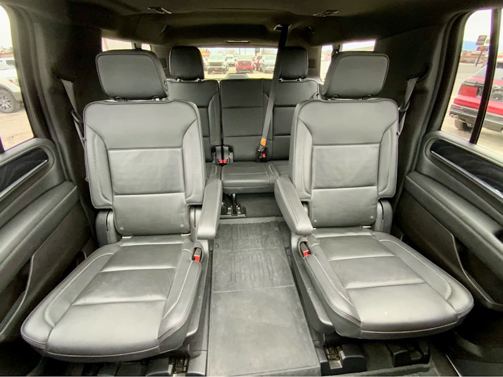 Thumbnail: 2021 GMC Yukon XL - 36