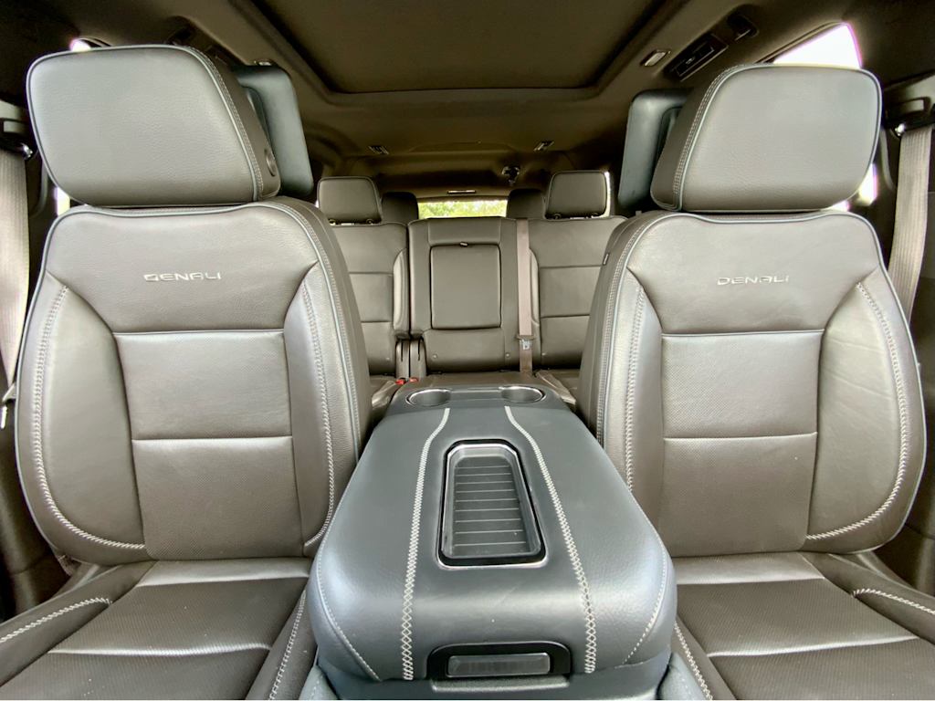 Thumbnail: 2024 GMC Yukon XL - 16