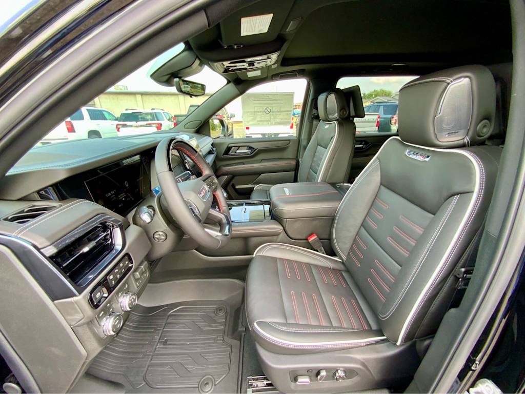Thumbnail: 2026 GMC Yukon XL - 10