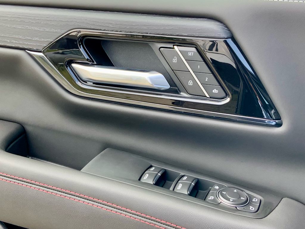 Thumbnail: 2026 GMC Yukon XL - 37