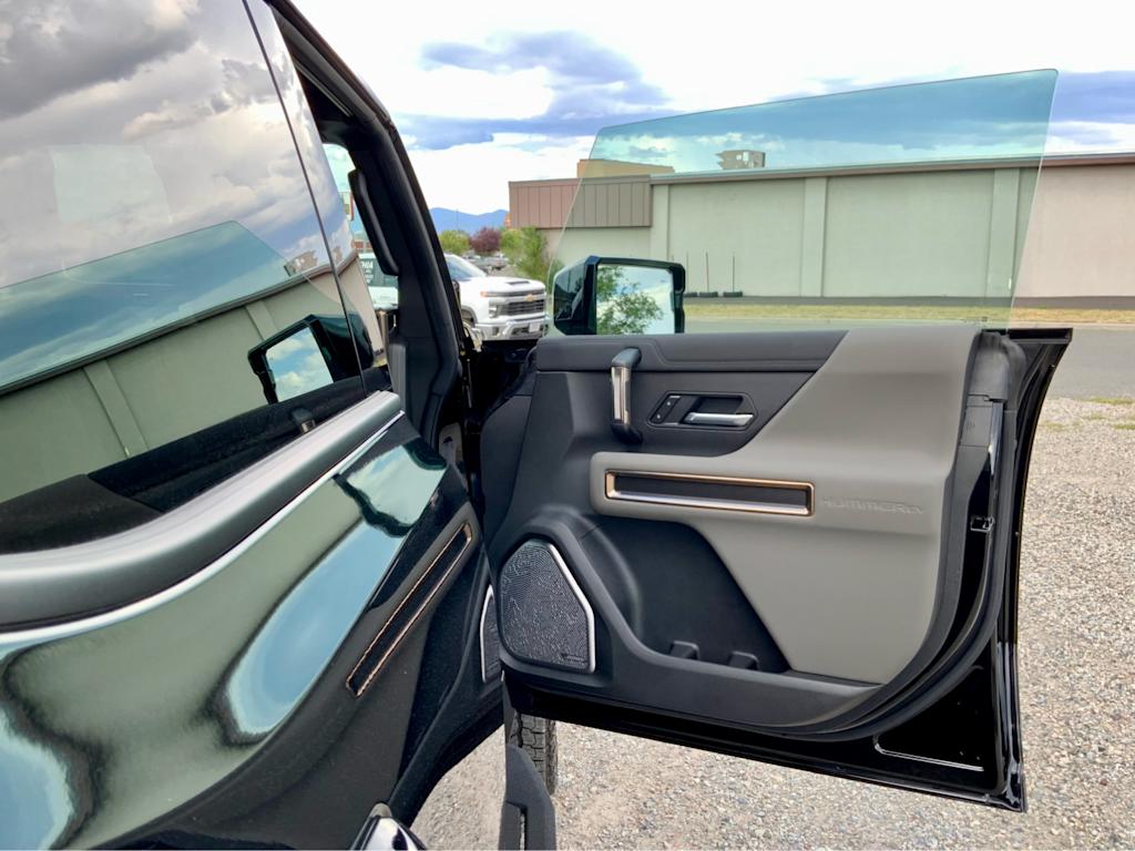 Thumbnail: 2025 GMC Hummer EV - 53