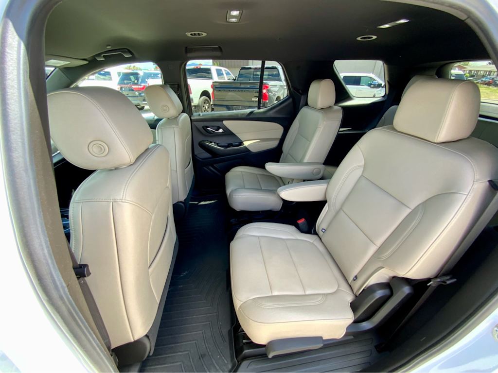 Thumbnail: 2024 Chevrolet Traverse - 12