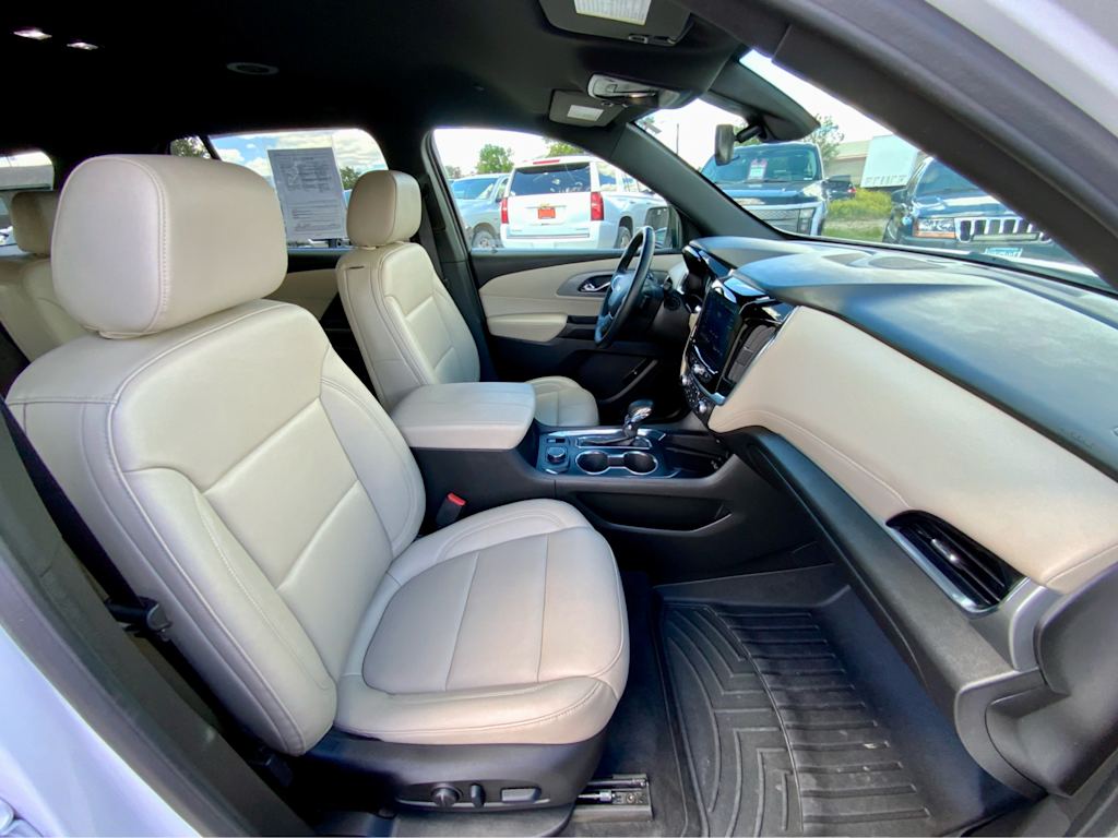 Thumbnail: 2024 Chevrolet Traverse - 11