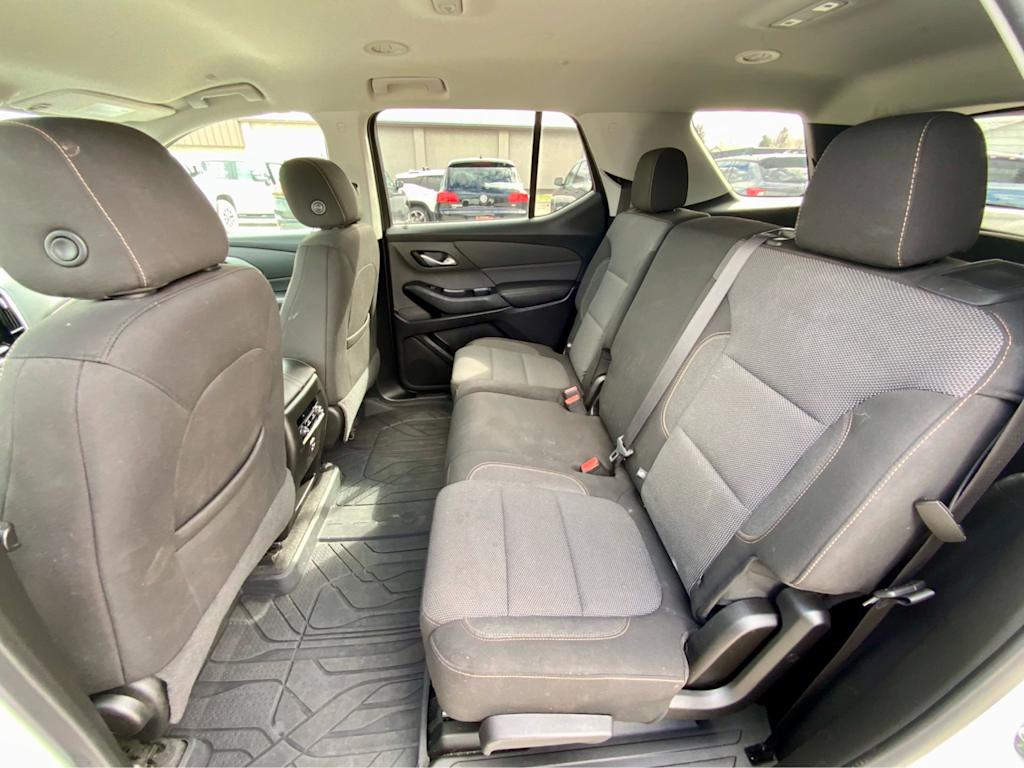 Thumbnail: 2019 Chevrolet Traverse - 12