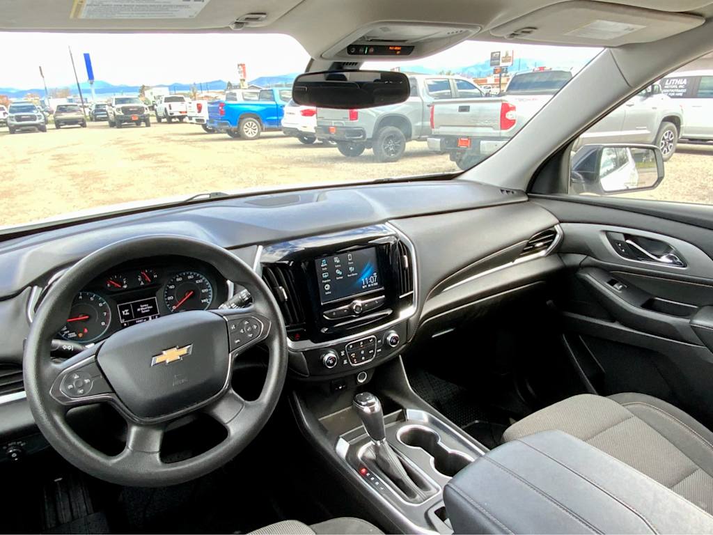 Thumbnail: 2019 Chevrolet Traverse - 14