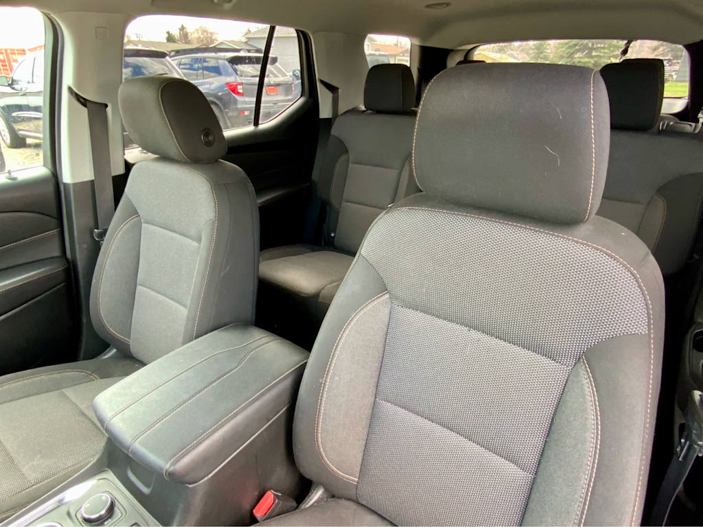Thumbnail: 2019 Chevrolet Traverse - 31