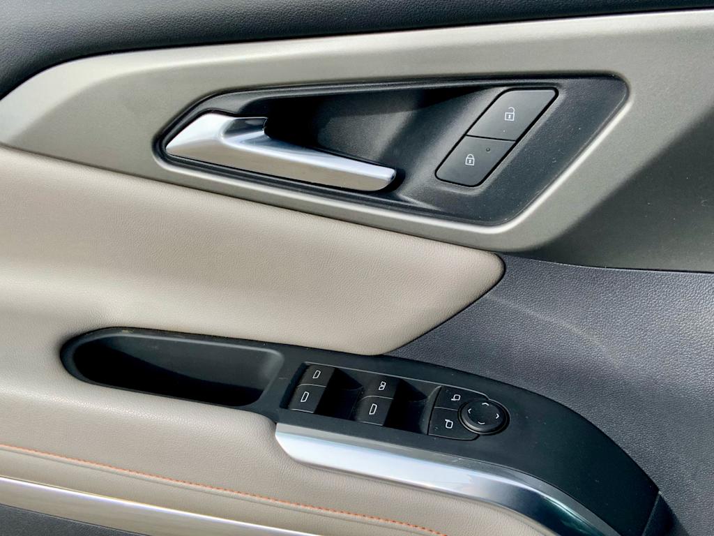 Thumbnail: 2024 Chevrolet Traverse - 47