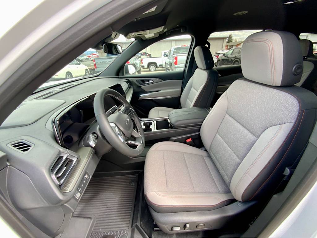 Thumbnail: 2026 Chevrolet Traverse - 10