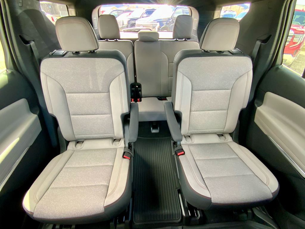 Thumbnail: 2026 Chevrolet Traverse - 37