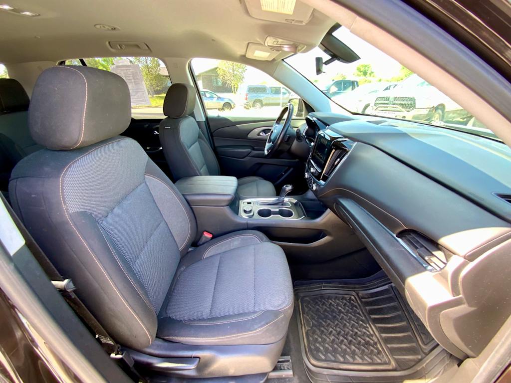 Thumbnail: 2018 Chevrolet Traverse - 12