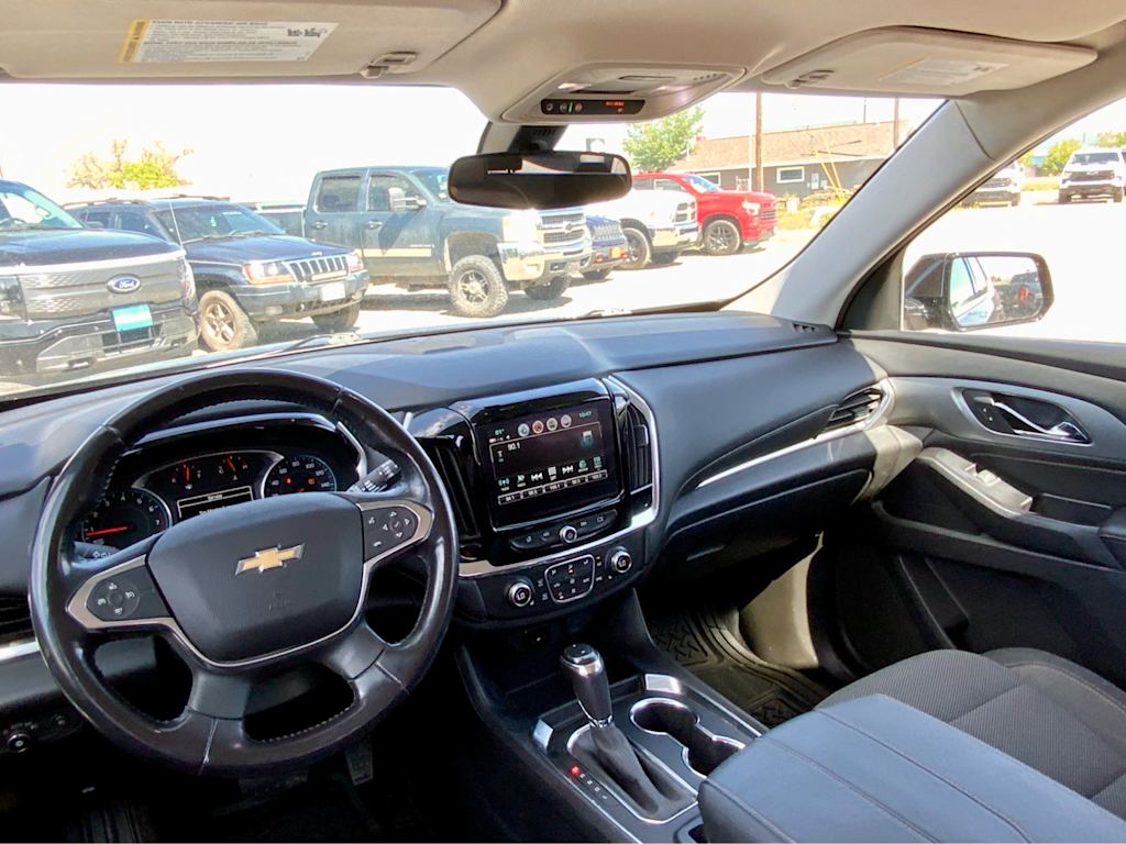Thumbnail: 2018 Chevrolet Traverse - 14