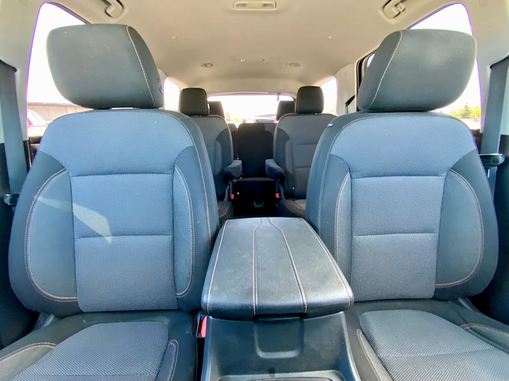 Thumbnail: 2018 Chevrolet Traverse - 32