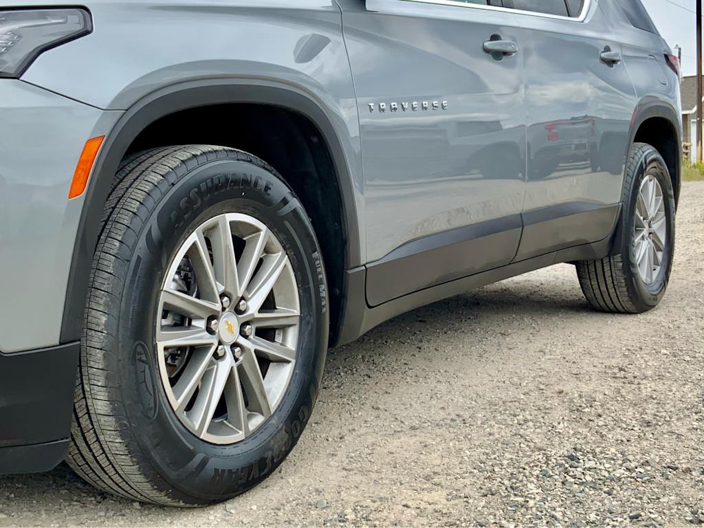 Thumbnail: 2023 Chevrolet Traverse - 29