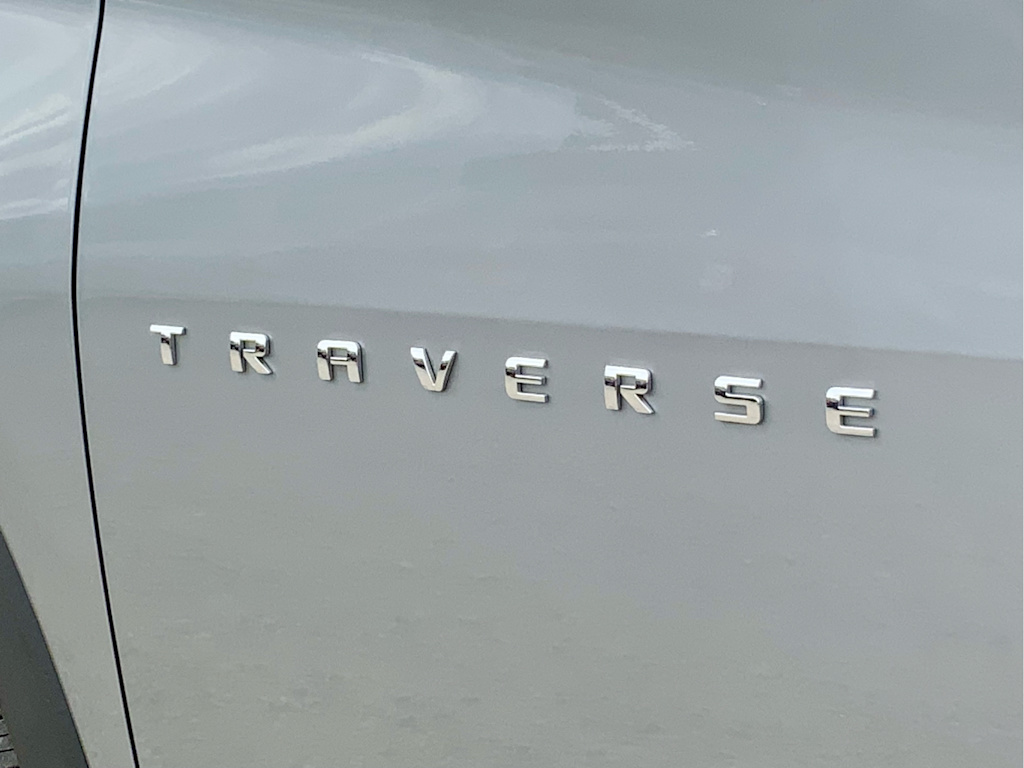 Thumbnail: 2023 Chevrolet Traverse - 30
